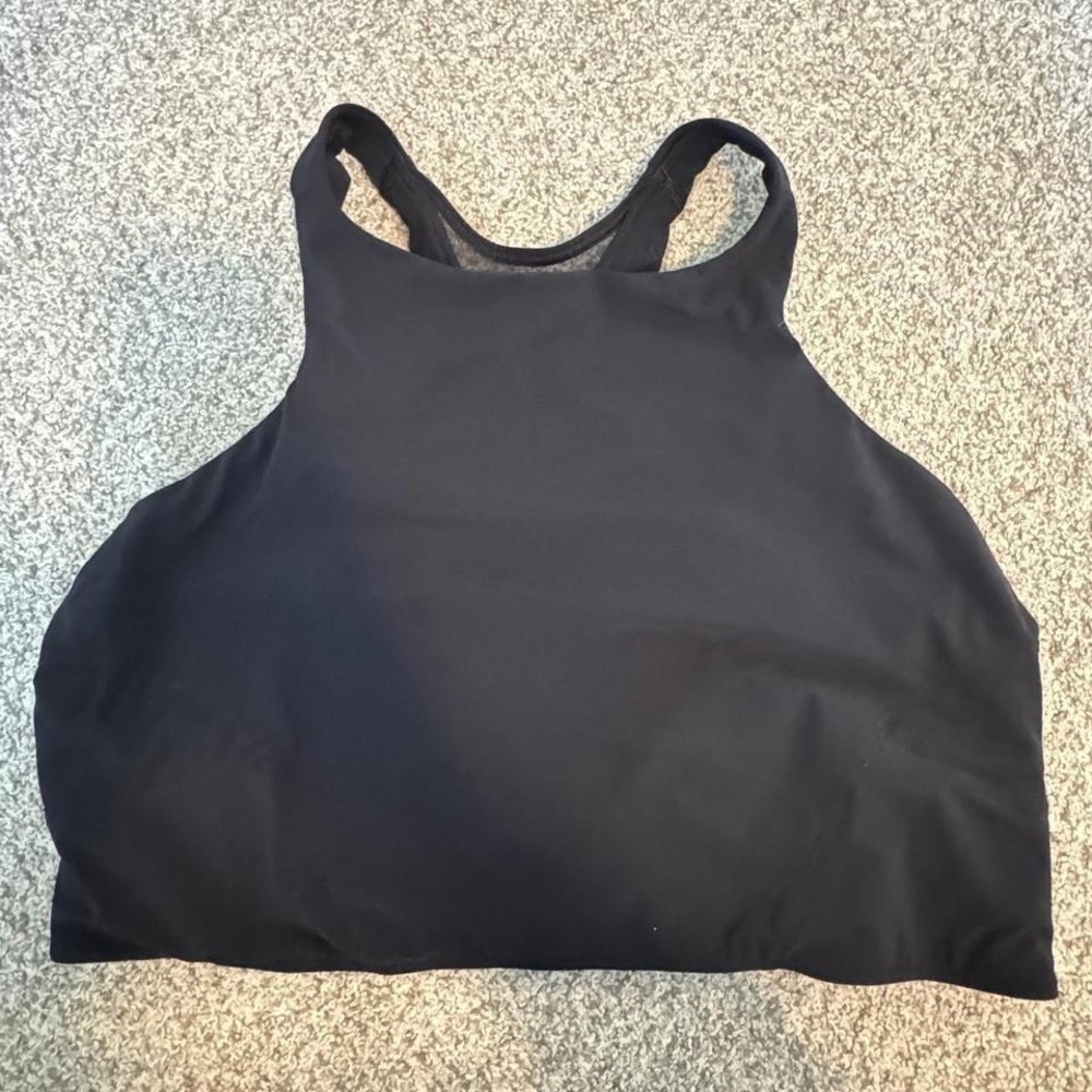 Lululemon sports bra‎